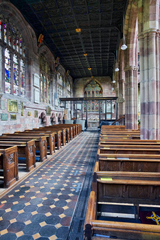 North aisle
